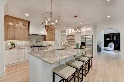 7060 Redcliff Court, Suwanee, GA 30024 - Photo 13