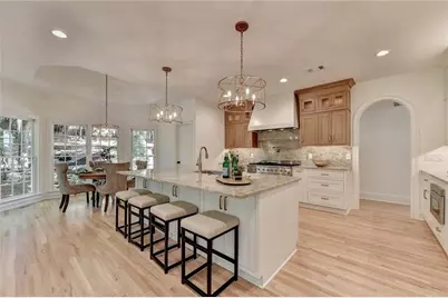 7060 Redcliff Court, Suwanee, GA 30024 - Photo 19