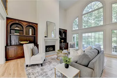 7060 Redcliff Court, Suwanee, GA 30024 - Photo 9