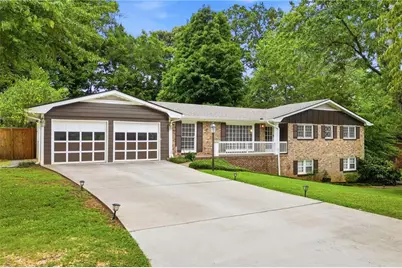120 Deerwood Circle SE, Smyrna, GA 30082 - Photo 1