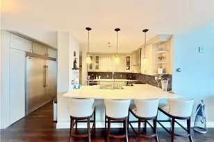 3338 Peachtree Rd NE, Atlanta, GA 30326 - Photo 3