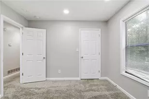 5756 Lake Ct NW, Kennesaw, GA 30152 - Photo 15