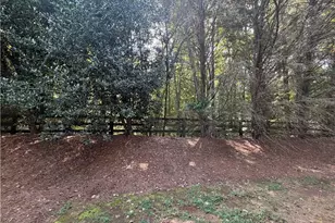 2100 Village Ln, Roswell, GA 30075 - Photo 27