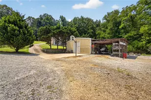 43 Bailey Dr SW, Lilburn, GA 30047 - Photo 33