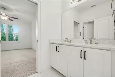 2499 Warren Road NW, Atlanta, GA 30318 - Photo 31