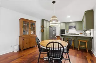 218 King Arthur Dr, Woodstock, GA 30189 - Photo 11