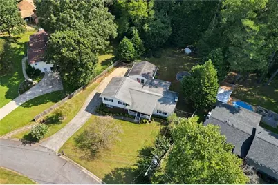218 King Arthur Drive, Woodstock, GA 30189 - Photo 3