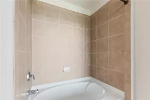 3324 Peachtree Rd NE, Atlanta, GA 30326 - Photo 19
