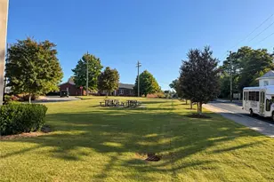 772 Timberbend Pl, Cumming, GA 30040 - Photo 17