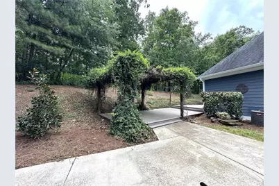 47 Stone Gate Drive NW, Cartersville, GA 30120 - Photo 9