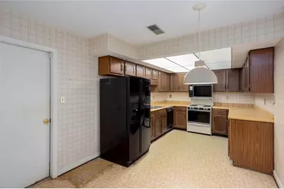 891 Lake Hollow Boulevard SW, Marietta, GA 30064 - Photo 5