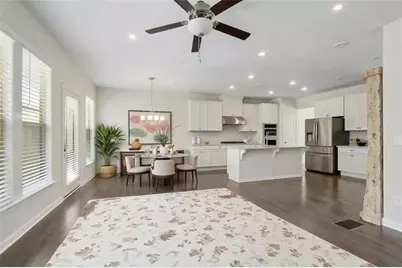 402 Montclair Court, Woodstock, GA 30188 - Photo 3