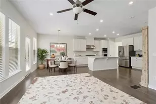 402 Montclair Ct, Woodstock, GA 30188 - Photo 3
