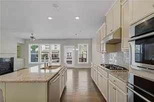 402 Montclair Ct, Woodstock, GA 30188 - Photo 15