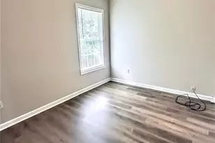 6909 Malvern Ct, Stonecrest, GA 30038 - Photo 11