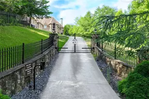 453 Londonberry Rd NW, Atlanta, GA 30327 - Photo 1