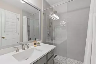 597 St James Walk SE, Marietta, GA 30067 - Photo 5