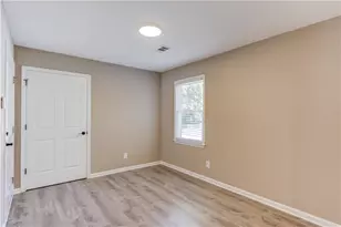 51 Alexander St, Winder, GA 30680 - Photo 17