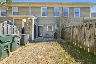 2147 Del Lago Cir, Kennesaw, GA 30152 - Photo 17