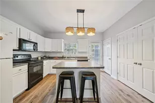 2147 Del Lago Cir, Kennesaw, GA 30152 - Photo 7