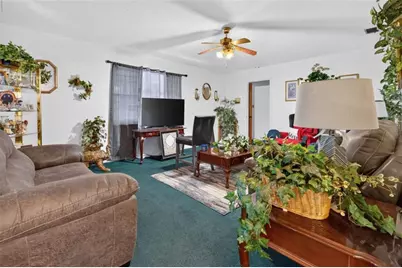 302 Lakeview Drive, Glennville, GA 30427 - Photo 5