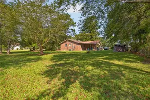 302 Lakeview Dr, Glennville, GA 30427 - Photo 23
