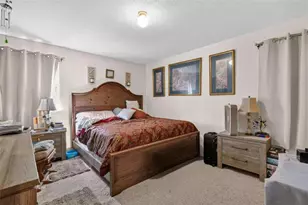 302 Lakeview Dr, Glennville, GA 30427 - Photo 15
