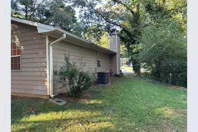 1135 Riverside Trace, Sugar Hill, GA 30518 - Photo 17