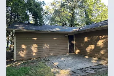 1135 Riverside Trace, Sugar Hill, GA 30518 - Photo 13