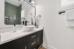 2847 Forrest Hills Dr SW, Atlanta, GA 30315 - Photo 21
