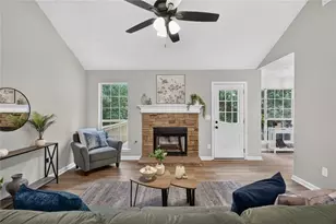 202 Whistleville Ct, Winder, GA 30680 - Photo 5