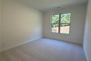 5927 Creek Indian Dr, Sugar Hill, GA 30518 - Photo 5