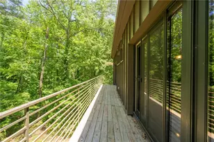643 Larchmont Cir NW, Atlanta, GA 30318 - Photo 31