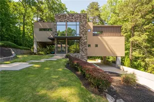 643 Larchmont Cir NW, Atlanta, GA 30318 - Photo 47