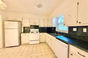 120 Wilhelmina Dr, Ellenwood, GA 30294 - Photo 9