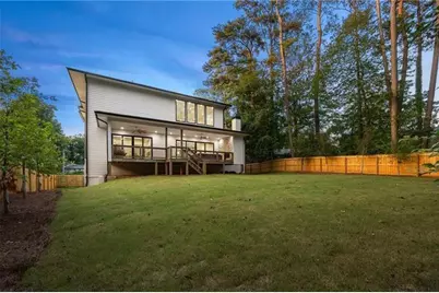 680 Carriage Drive, Sandy Springs, GA 30328 - Photo 53