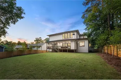 680 Carriage Drive, Sandy Springs, GA 30328 - Photo 55
