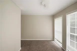 732 Harness Ct, Lithonia, GA 30058 - Photo 5