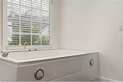 400 Eastcote Drive, Sandy Springs, GA 30350 - Photo 25
