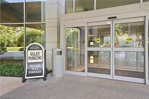 700 Park Regency Pl NE, Atlanta, GA 30326 - Photo 29