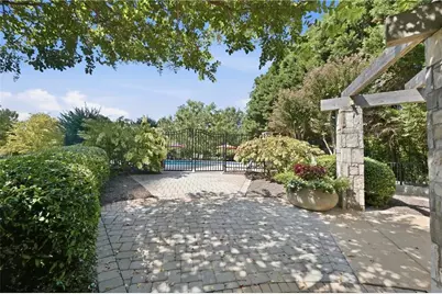 700 Park Regency Place NE #1907, Atlanta, GA 30326 - Photo 31
