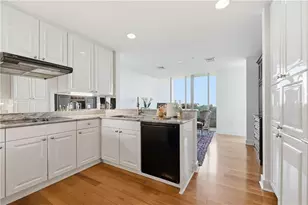 700 Park Regency Pl NE, Atlanta, GA 30326 - Photo 17