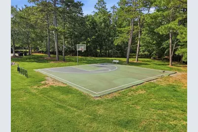 160 Treadstone Overlook, Suwanee, GA 30024 - Photo 35