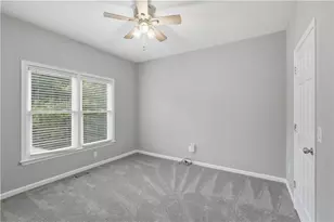 160 Treadstone Overlook, Suwanee, GA 30024 - Photo 19