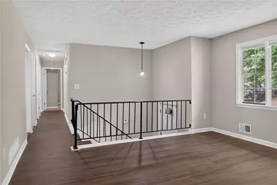 8948 Raven Drive, Jonesboro, GA 30238 - Photo 9