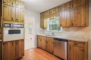2902 Marlin Cir, Chamblee, GA 30341 - Photo 11