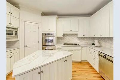 [Address not provided], Atlanta, GA 30342 - Photo 17
