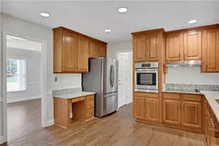 5223 Davantry Dr, Dunwoody, GA 30338 - Photo 13