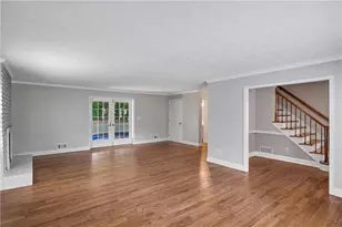 5223 Davantry Dr, Dunwoody, GA 30338 - Photo 11