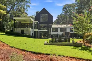2716 Ridgewood Rd NW, Atlanta, GA 30327 - Photo 9